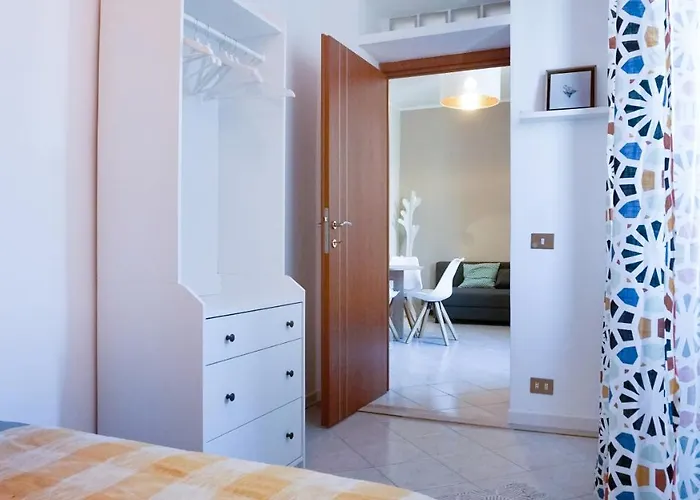 Lighthouse Al Mare 拉迪斯波利