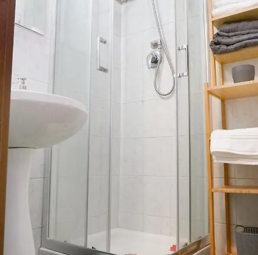 Lighthouse Al Mare 公寓 *